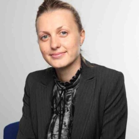 Natalie Gering – Multilingual expert in specialist properties